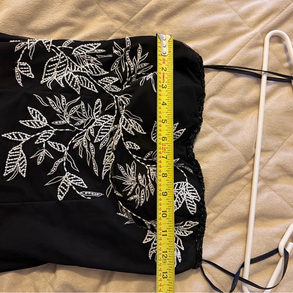 Black and White Black Tie Gown - Picture 7 of 9